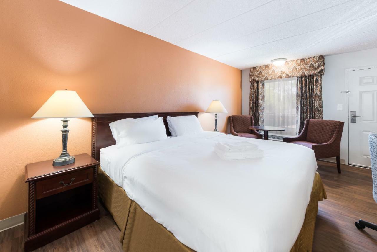 Americas Best Value Inn Columbus Extérieur photo